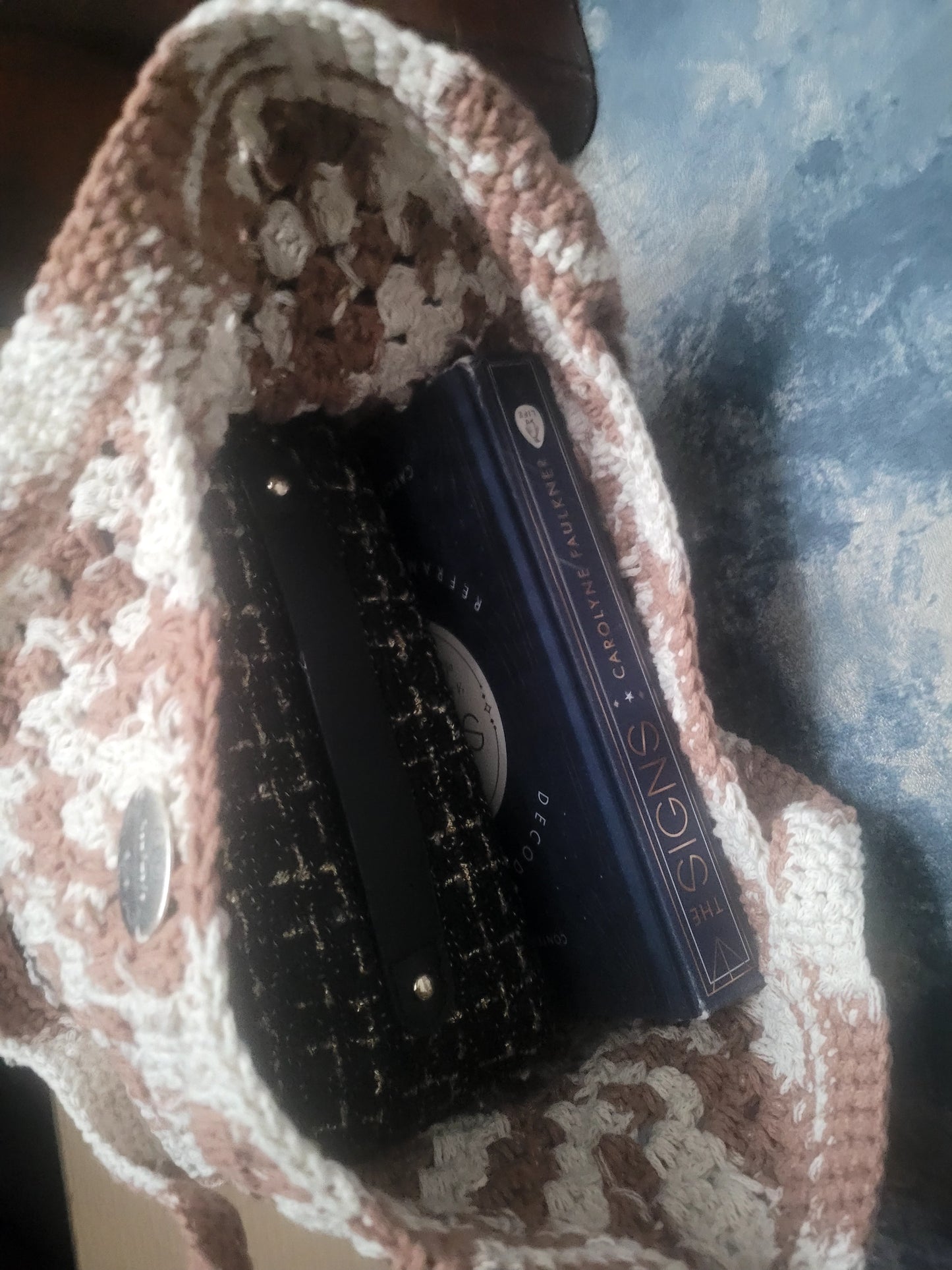 Tote bag