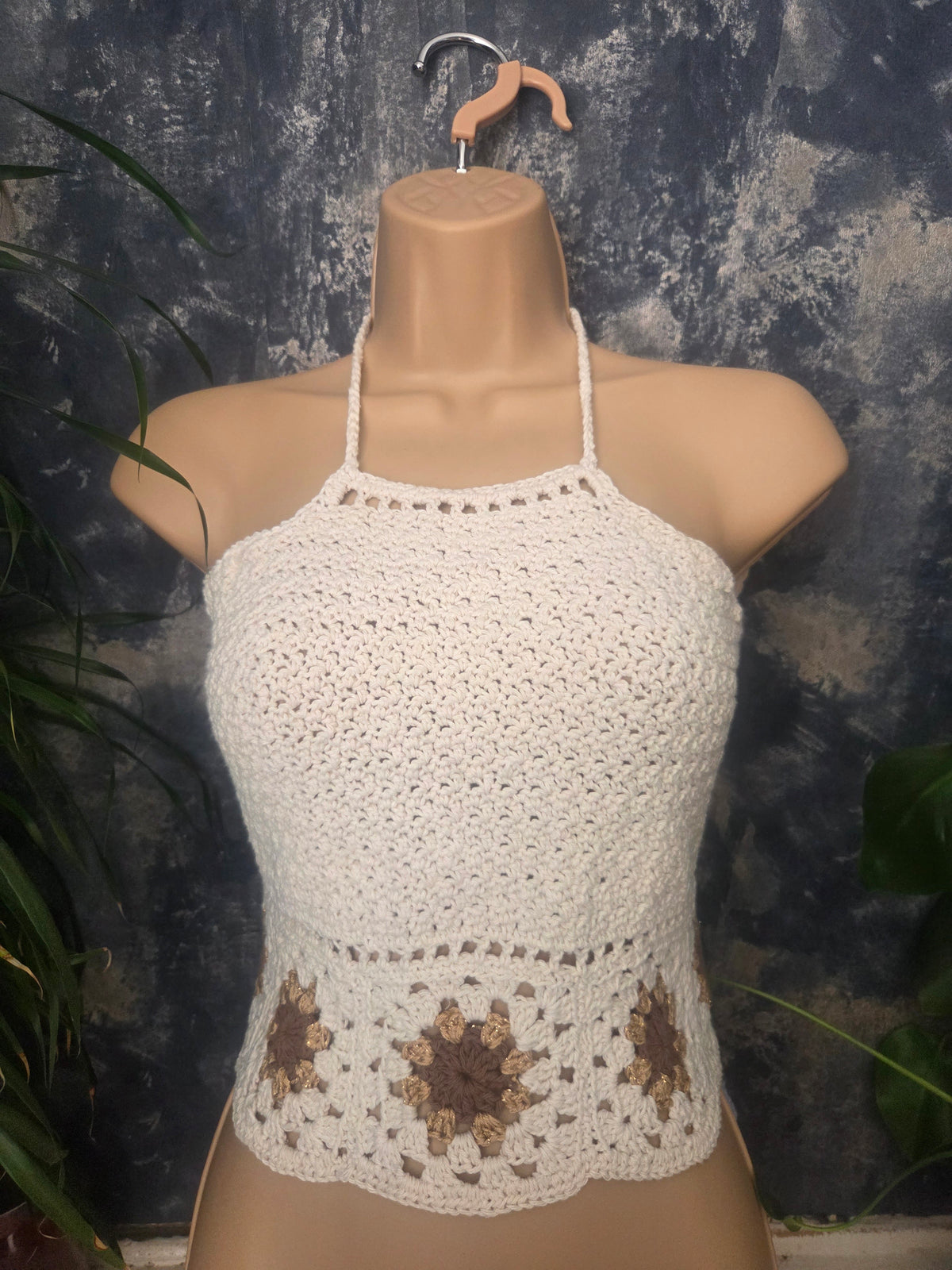 Halter top